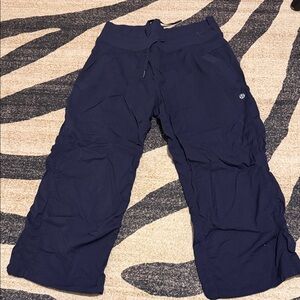 Lululemon Navy capris